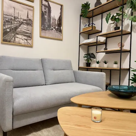 Cozy And Quiet With Free Parking In Heart Of Appartement