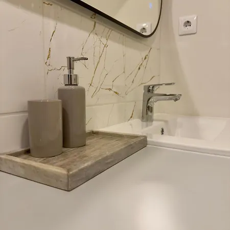 Appartement Cozy And Quiet With Free Parking In Heart Of Riga